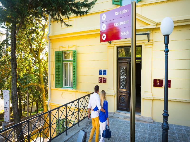 Remisens Villa Elsa Ловран Екстериор снимка